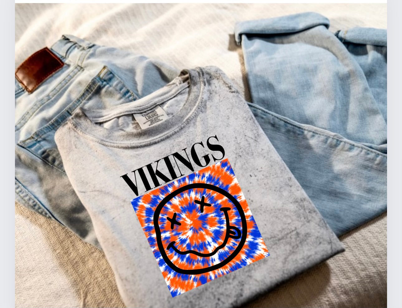 Vikings Smiley Tee