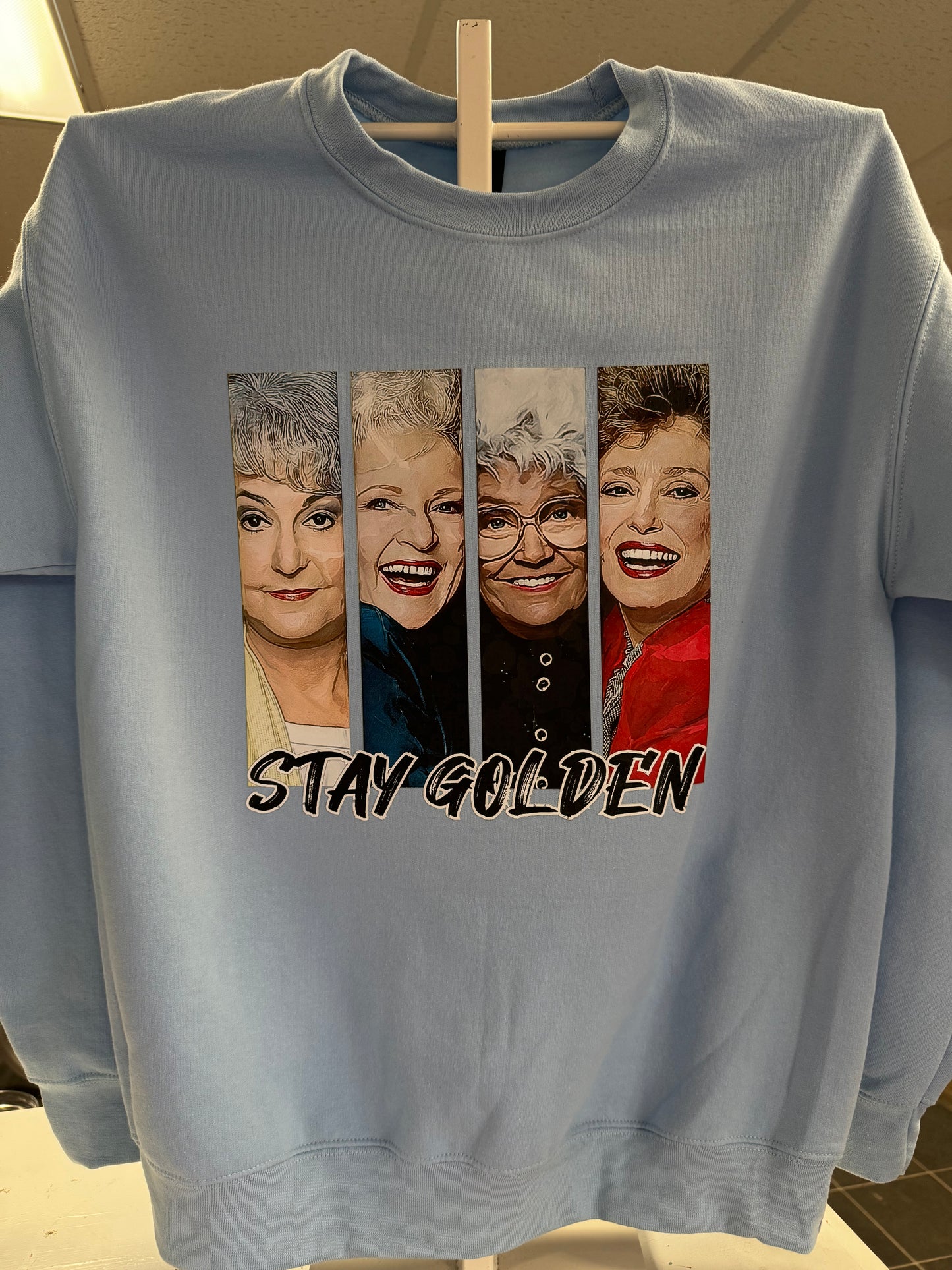 Stay golden Gildan sweatshirt