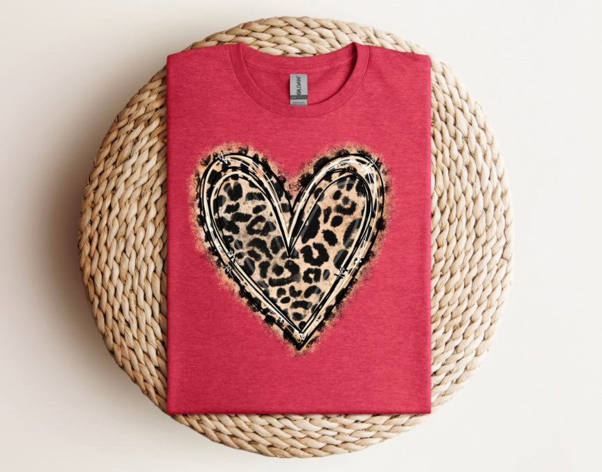 Leopard heart tshirt